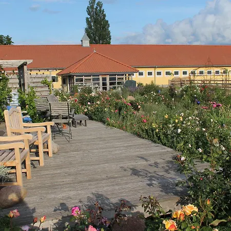 Apartmán Unique In Alt With Garden Farpen